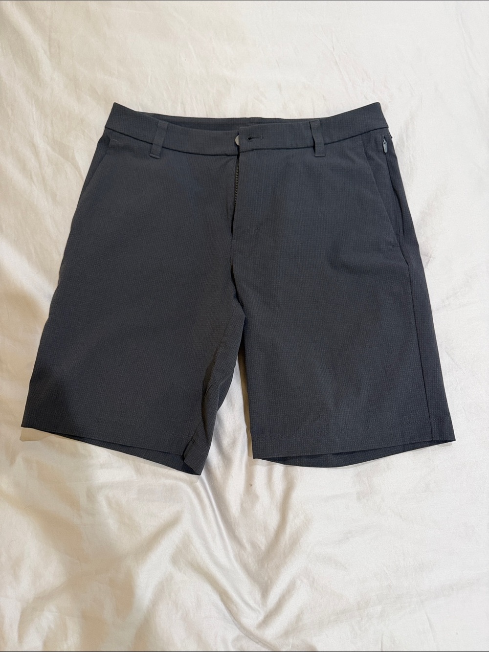 lululemon athletica Men's Dark Gray Flat-Front Shorts